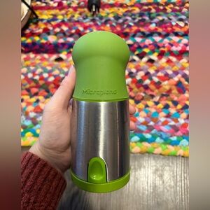 MANUAL MICROPLANE 2-IN-1 HERB MILL